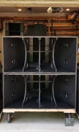 Dual 18 horn subwoofer.jpg